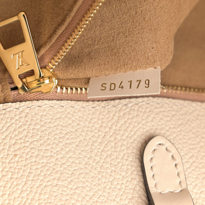 Louis Vuitton Empreinte Monogram Giant Onthego GM Creme 8 of 12