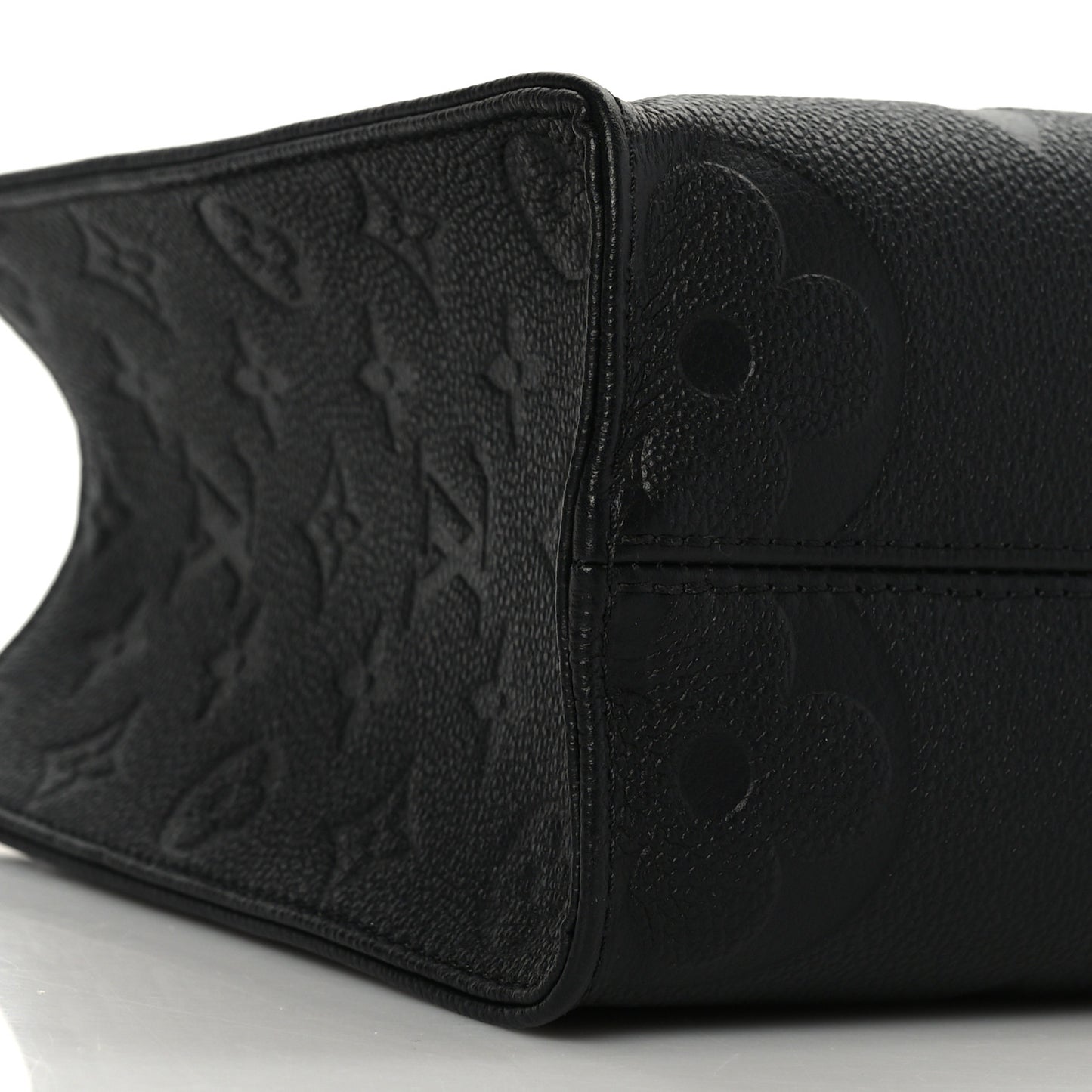 Empreinte Monogram Giant Onthego PM Black