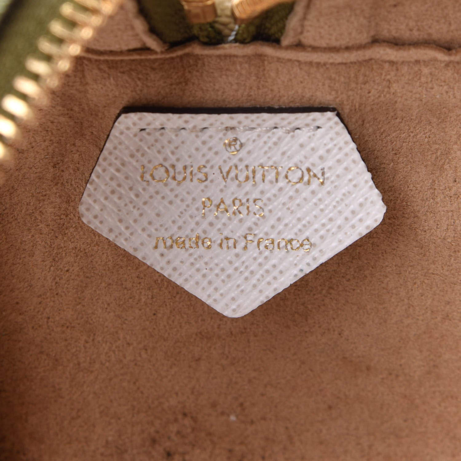 Louis Vuitton Monogram Giant Beach Pouch Kaki 6 of 10