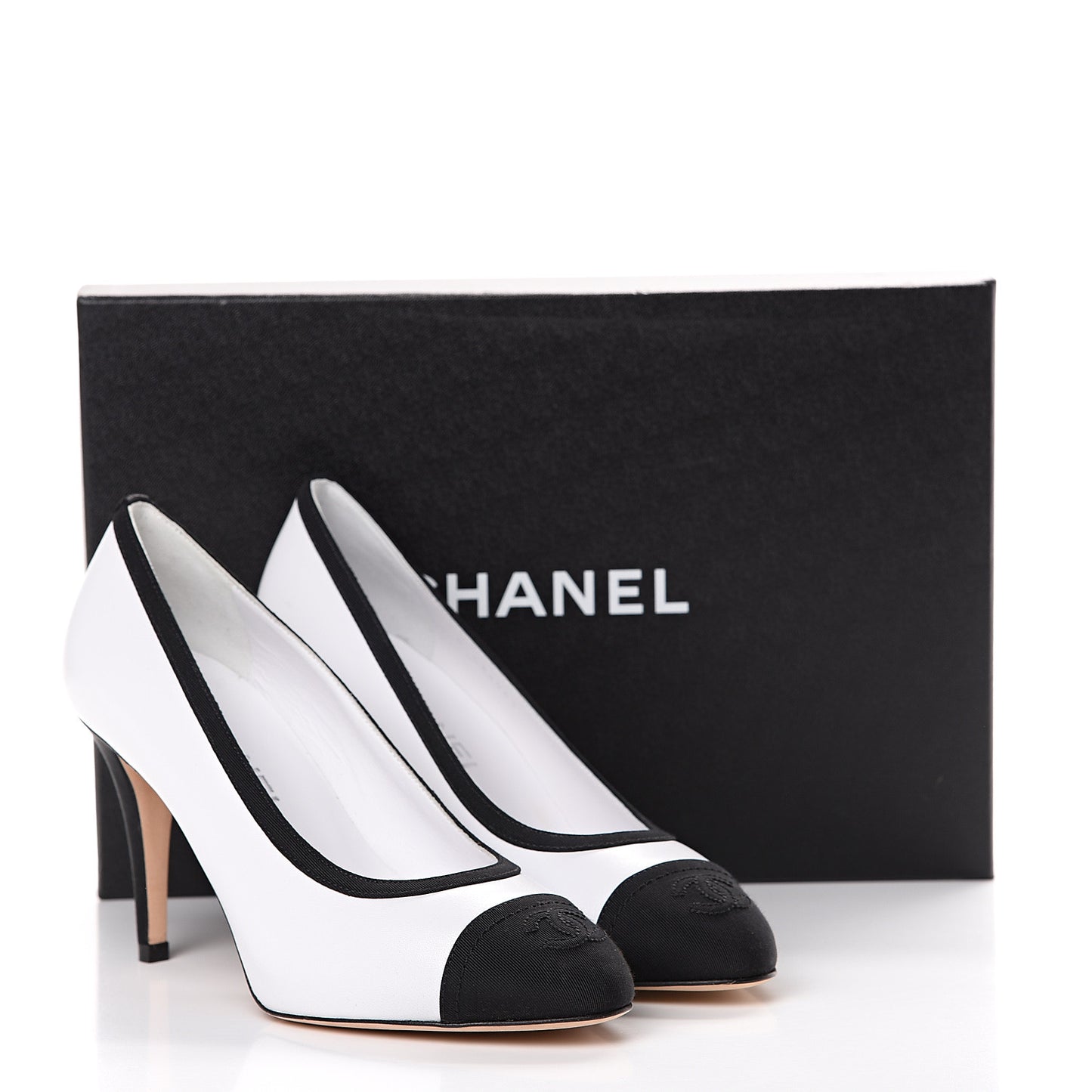 Lambskin Grosgrain Cap Toe CC Pumps 37 White Black
