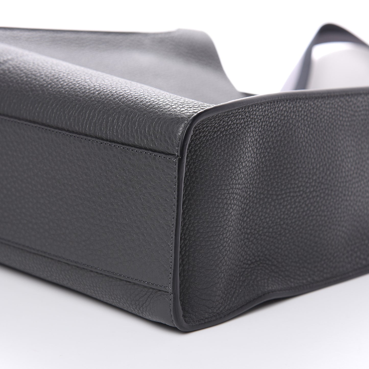 Cuoio Romano Glazed Fabric FF 1974 Peekaboo X-Lite Fit Asfalto Mou Black