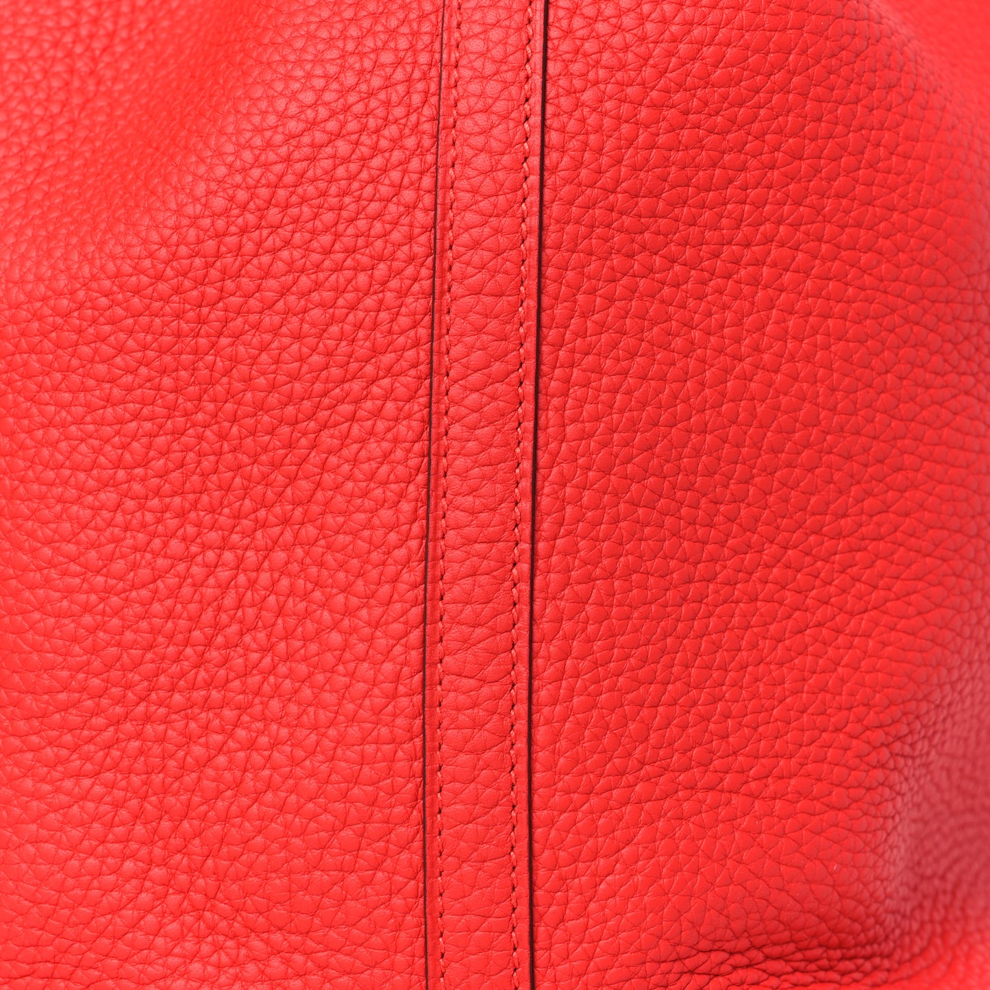 Taurillon Clemence Picotin Lock 22 MM Rouge Casaque