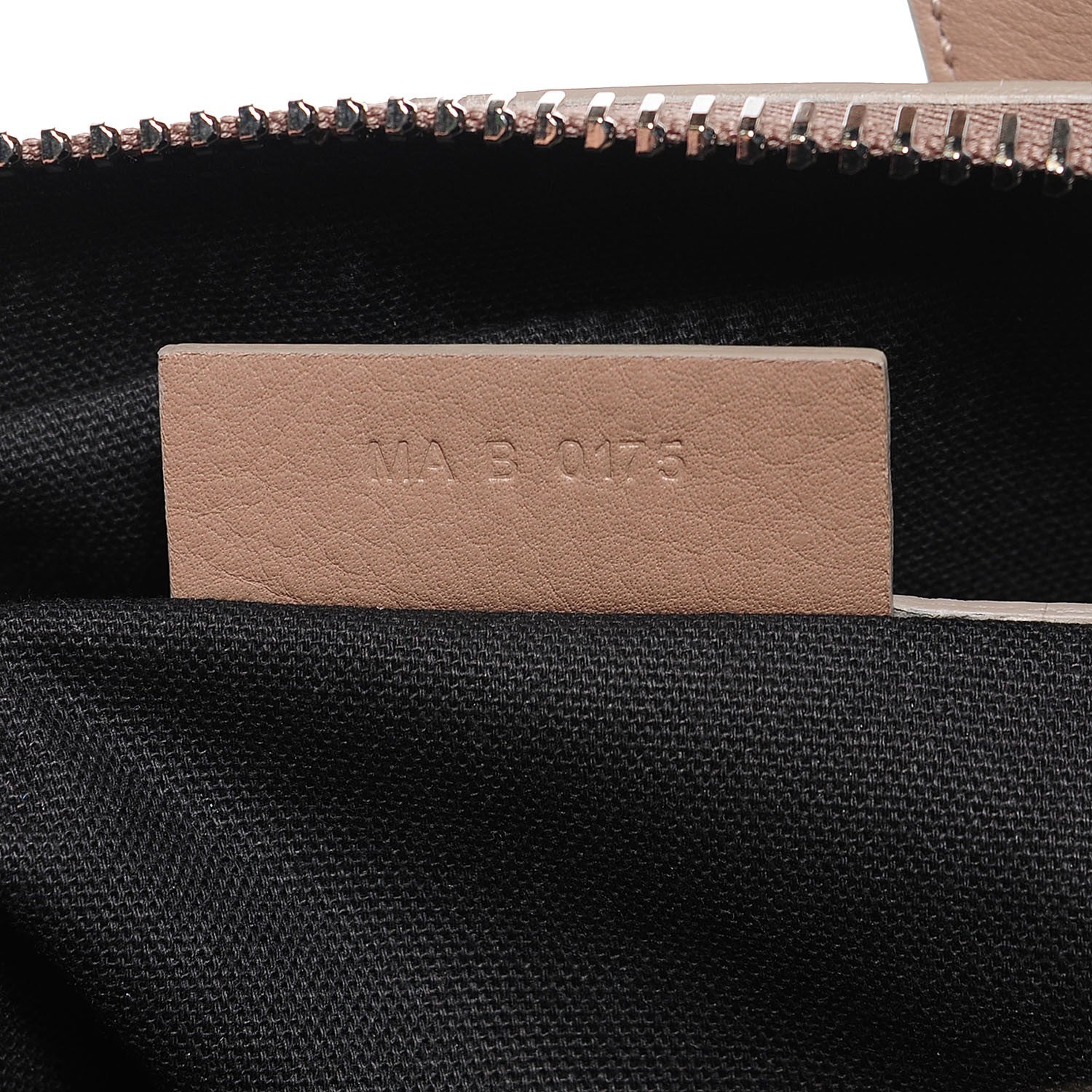 Givenchy Waxy Grained Calfskin Medium Nightingale Sand 7 of 10