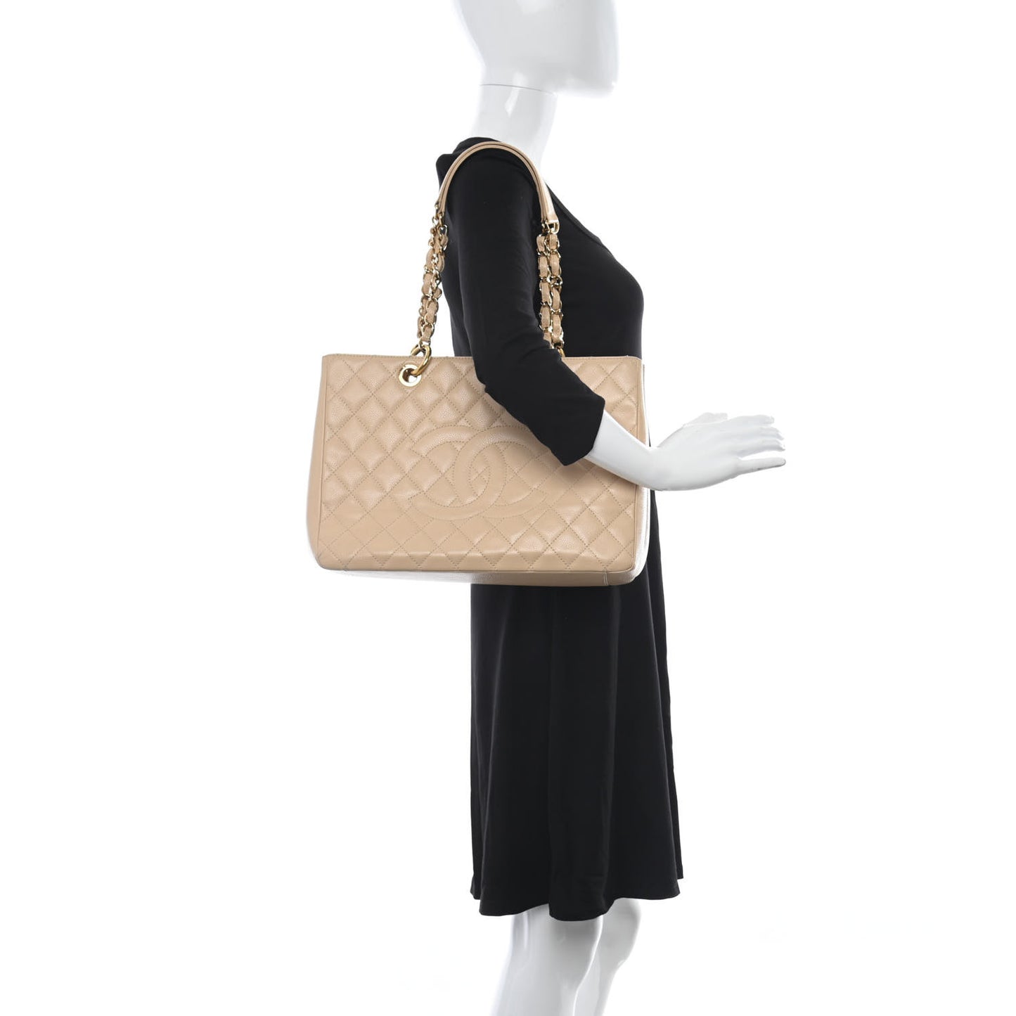 Caviar Quilted Grand Shopping Tote GST Beige Clair