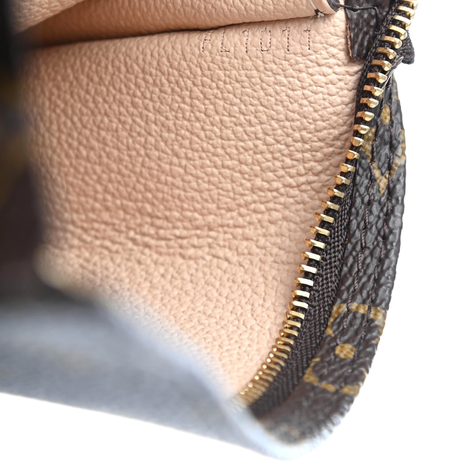 Louis Vuitton Monogram Bucket Pochette Accessories 5 of 6