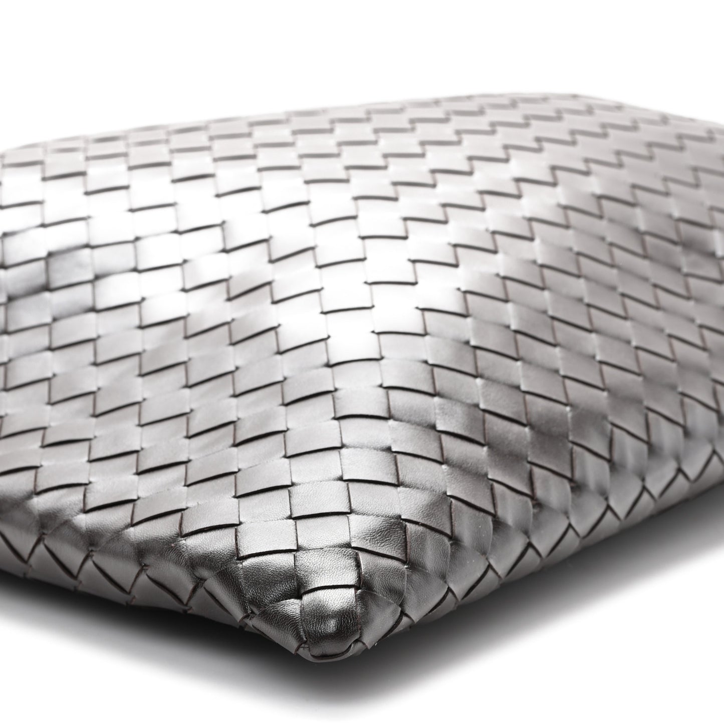Calfskin Intrecciato Large Hop Fondant