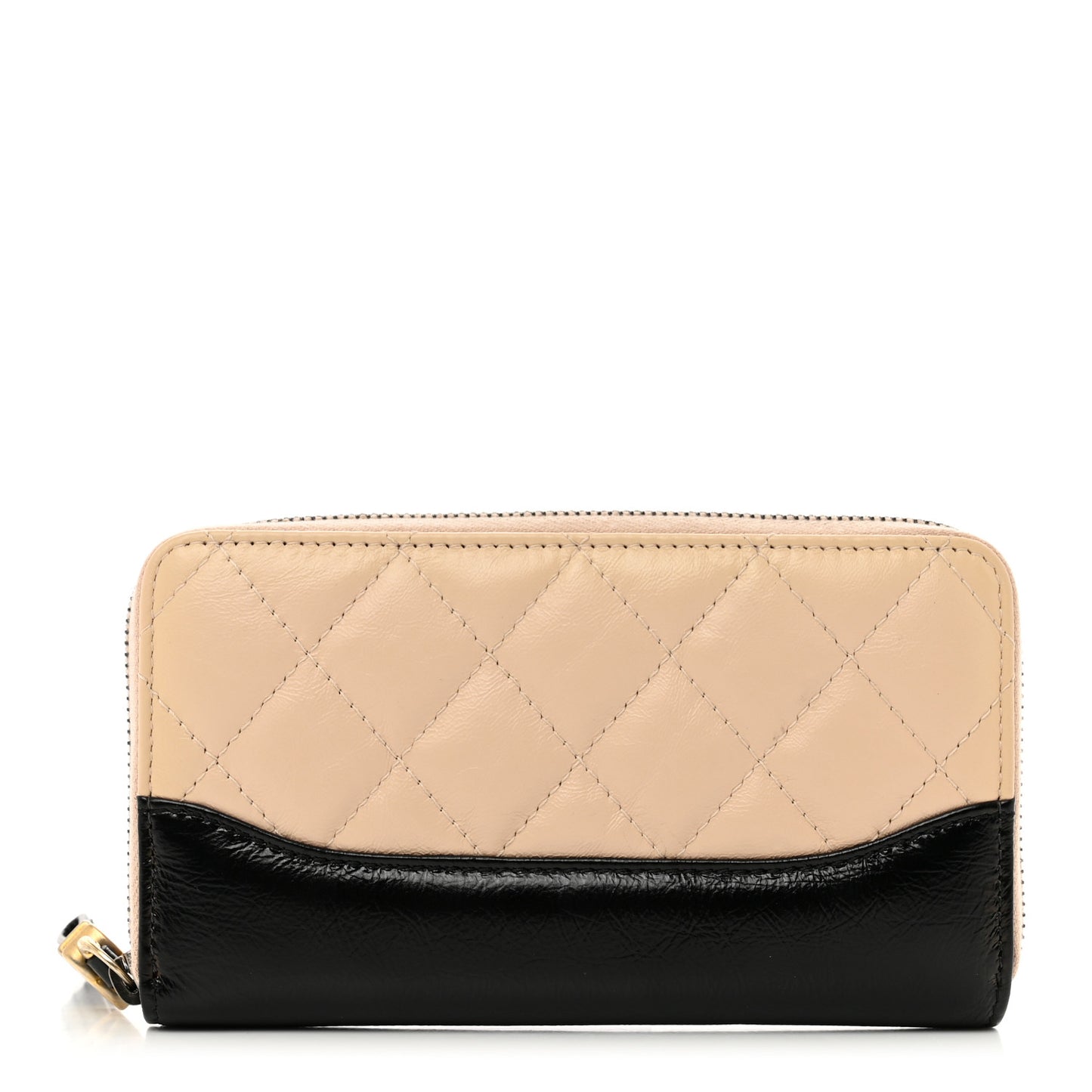 Aged Calfskin Quilted Small Gabrielle Zip Around Wallet Beige Black