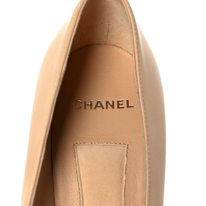 Chanel Lambskin Cap Toe Pearl Pumps 37.5 Beige Black 7 of 10