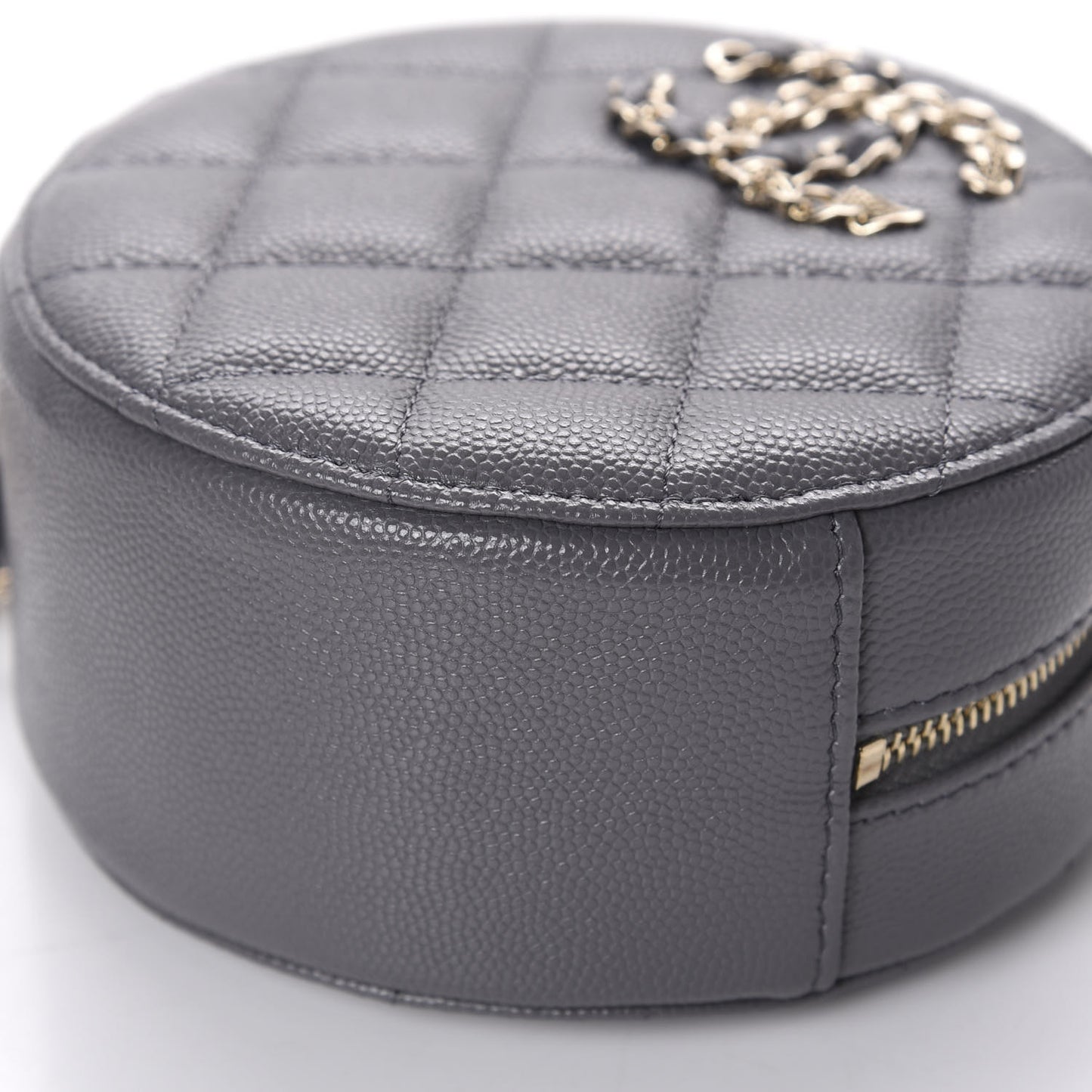 Caviar Quilted French New Wave Round Clutch With Chain Grey