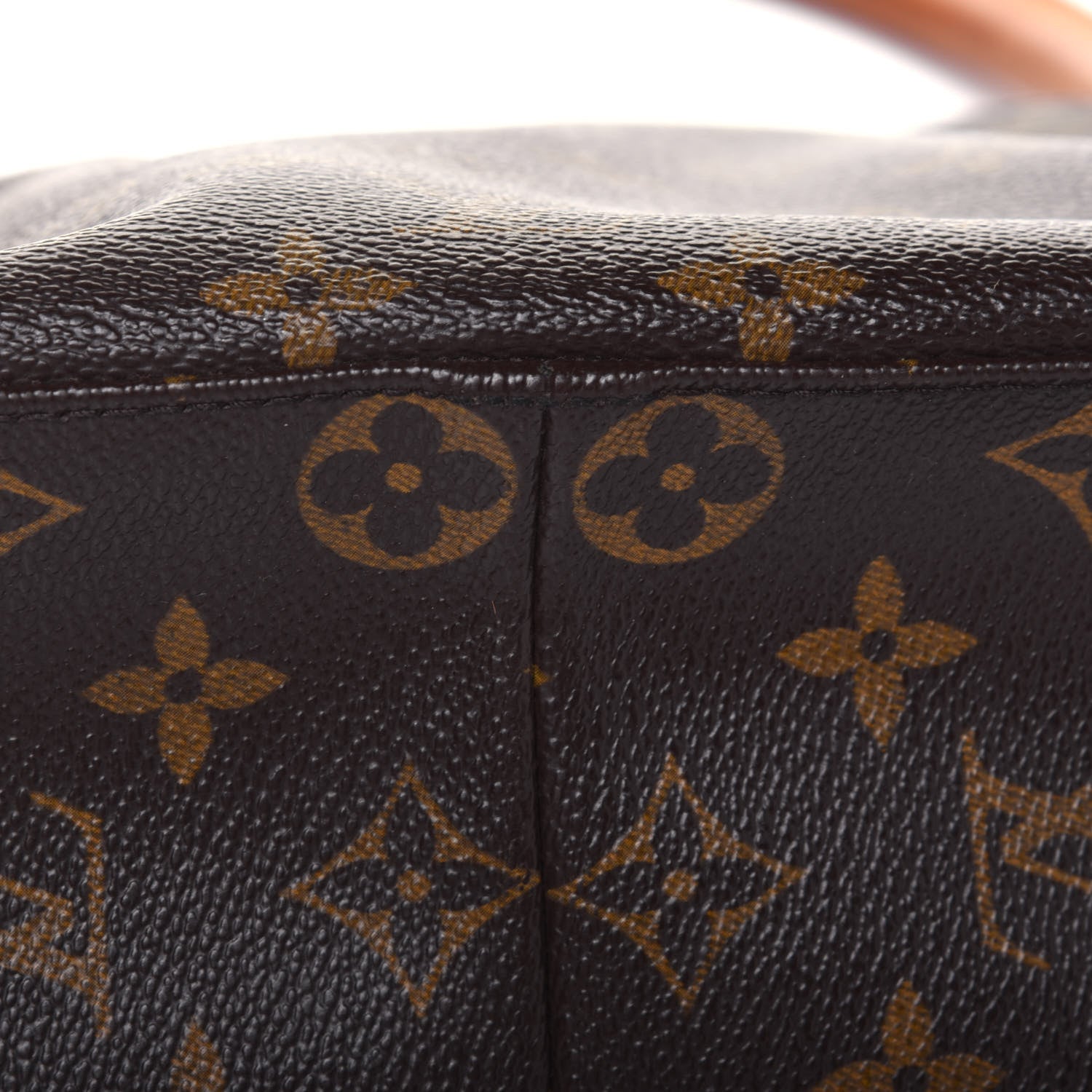 Louis Vuitton Monogram Looping MM 16 of 21