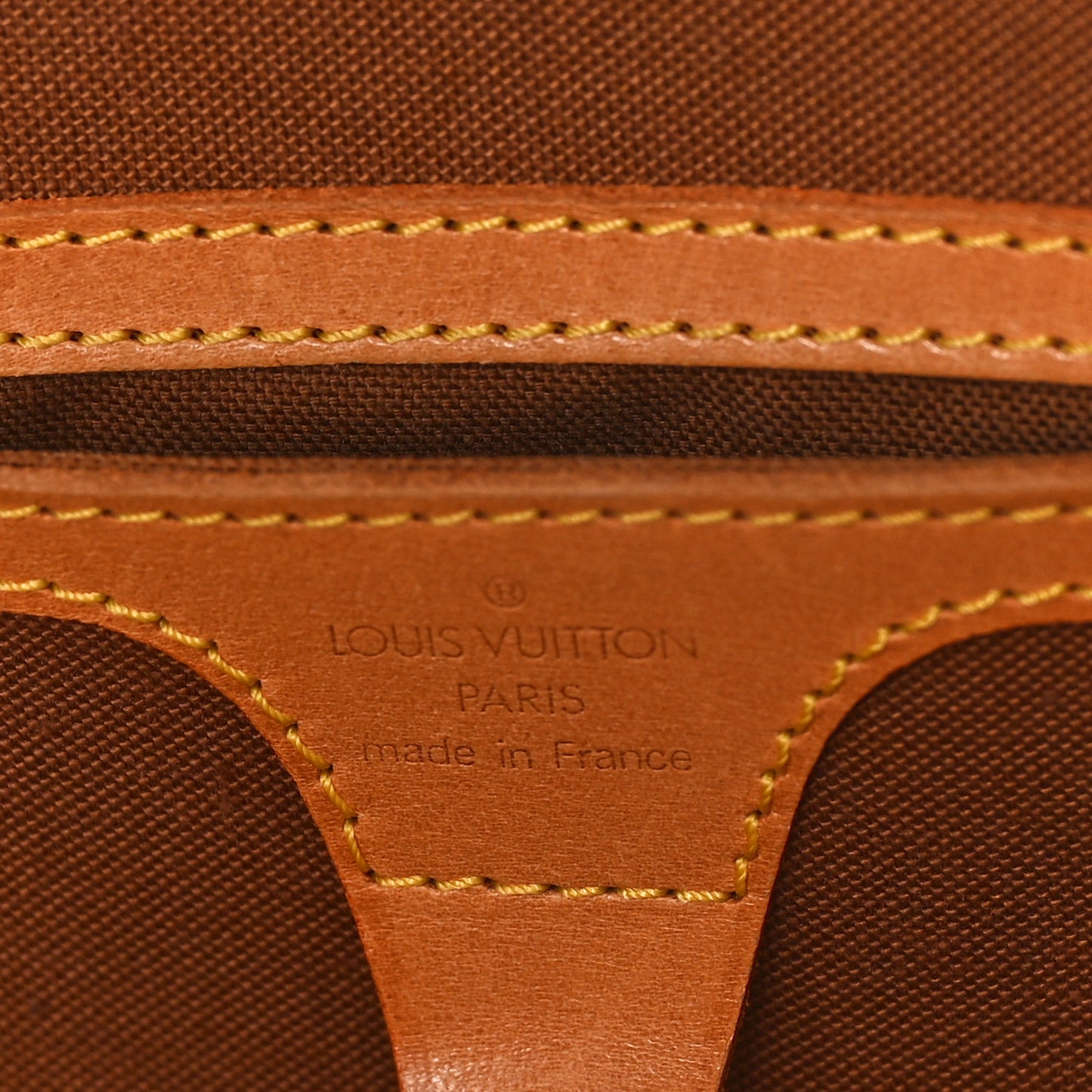 Monogram Ellipse MM