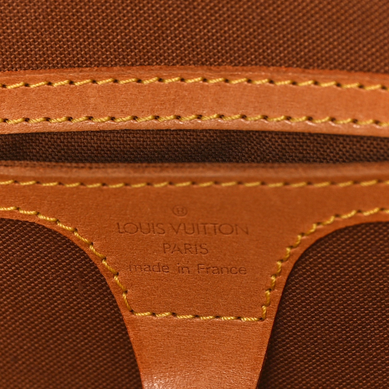 Louis Vuitton Monogram Ellipse MM 7 of 10