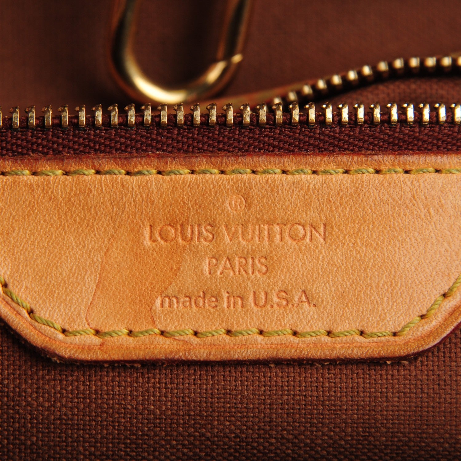 Louis Vuitton Monogram Batignolles Vertical 6 of 7