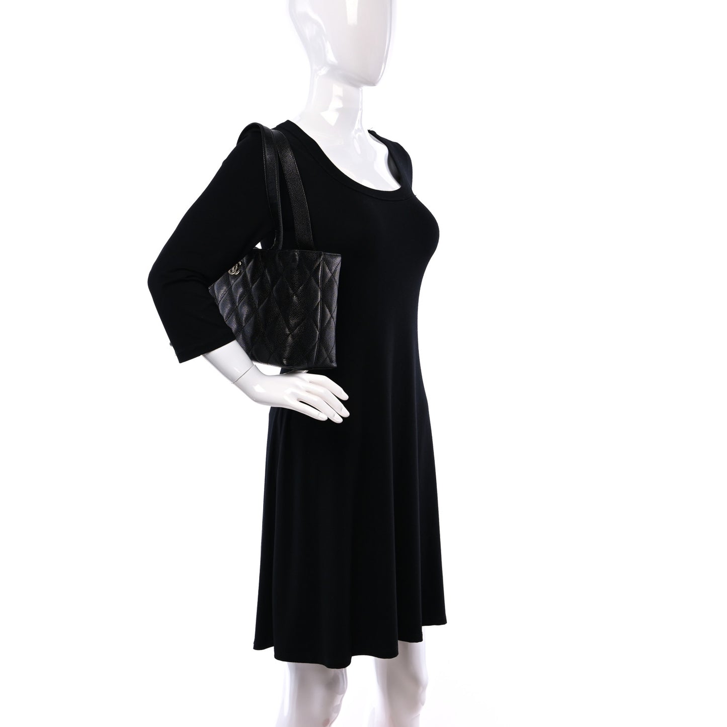 Caviar Quilted Shoulder Bag Black