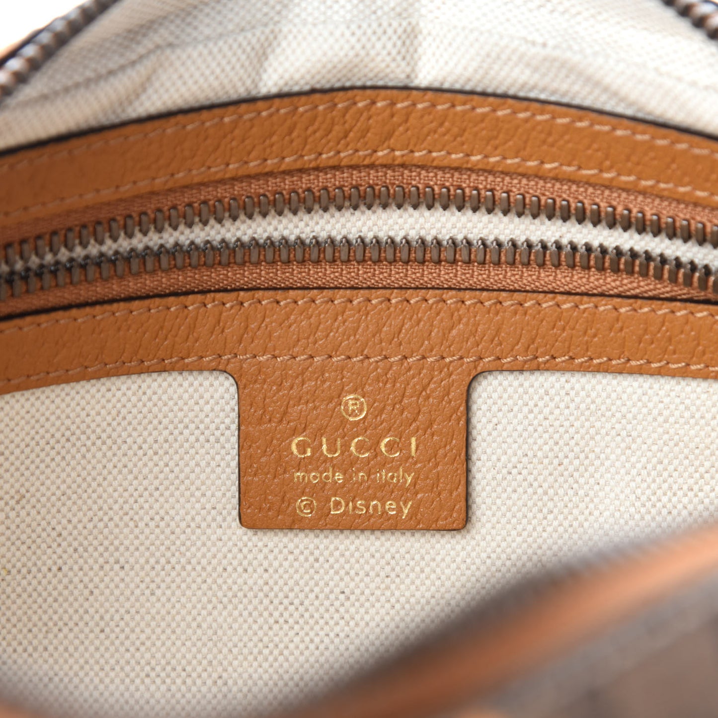 X DISNEY Mini Vintage GG Supreme Monogram Mickey Mouse Small Belt Bag 90 36 Beige Vintage Sun Oil