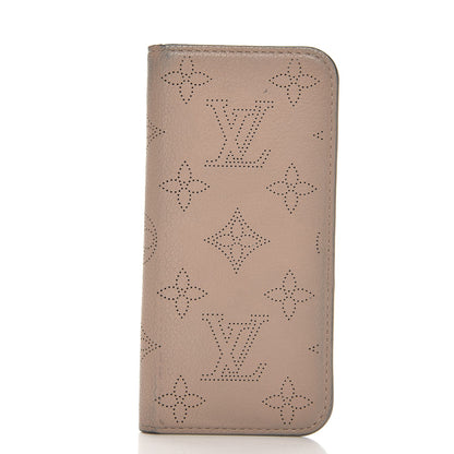 Louis Vuitton Monogram Cuir iPhone 7/8 Folio Case Galet 1 of 9