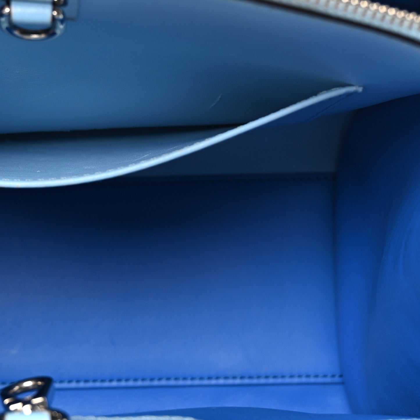 Calfskin City Steamer PM Silver Blue
