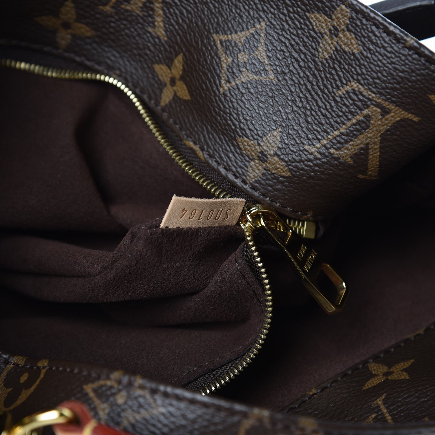 Louis Vuitton Monogram Metis 7 of 8