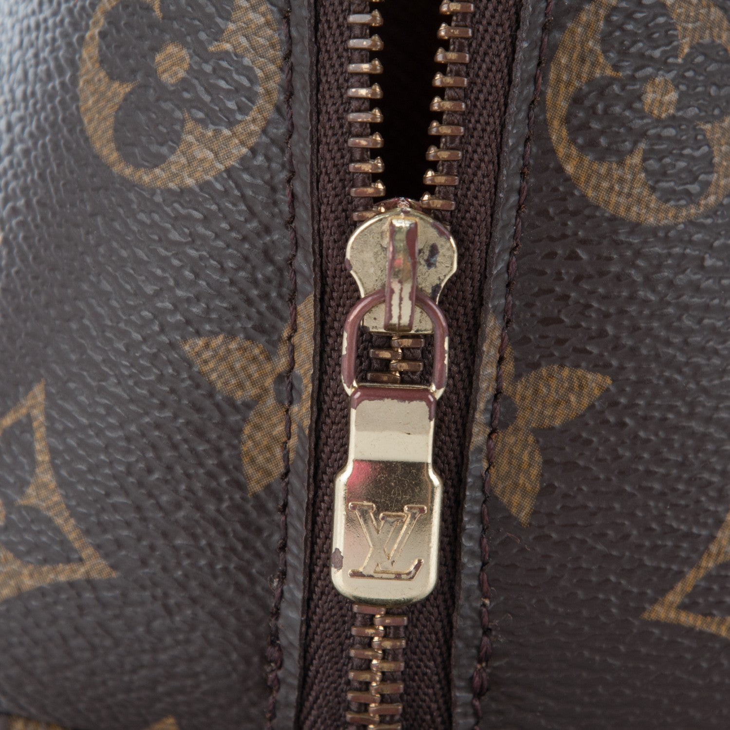 Louis Vuitton Monogram Trousse Demi Ronde 7 of 11