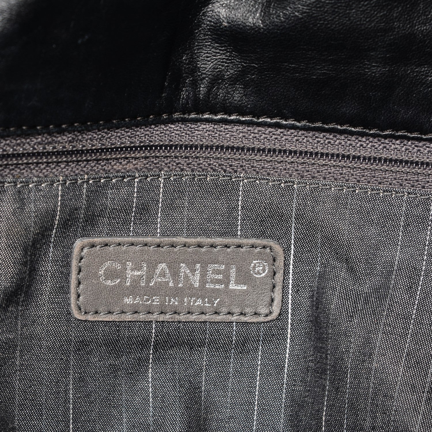 Chanel Lambskin Maxi In and Out Flap Black 6 of 7
