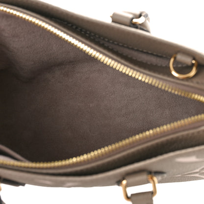 Louis Vuitton Empreinte OnTheGo East West Dove Cream 5 of 8