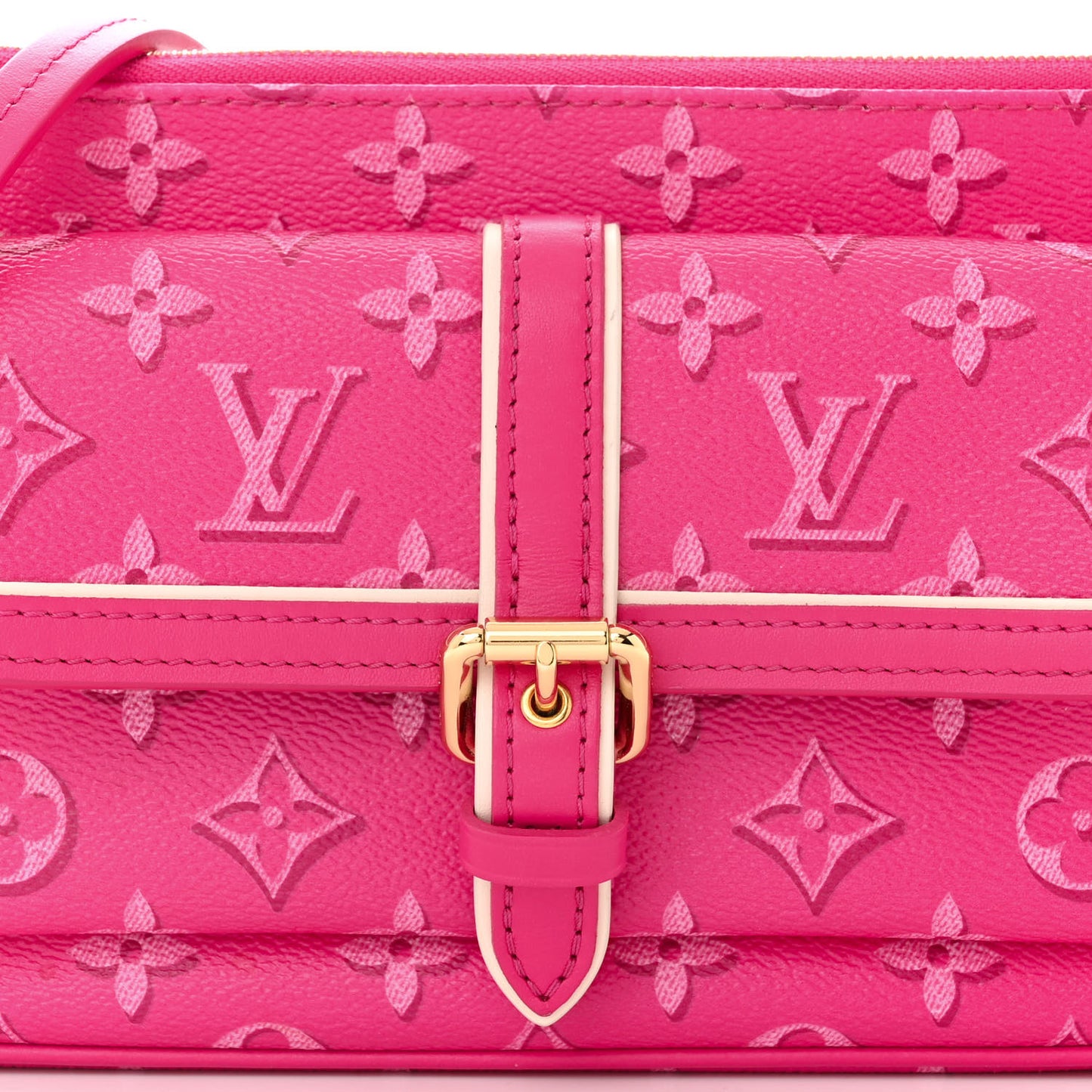 Monogram Fall For You Maxi Multi Pochette Accessories Fuchsia