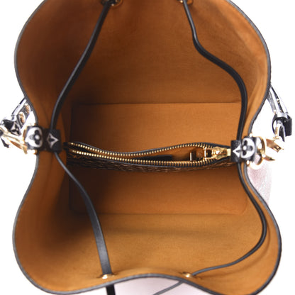Louis Vuitton Monogram Giant Jungle NéoNoé Caramel 5 of 9