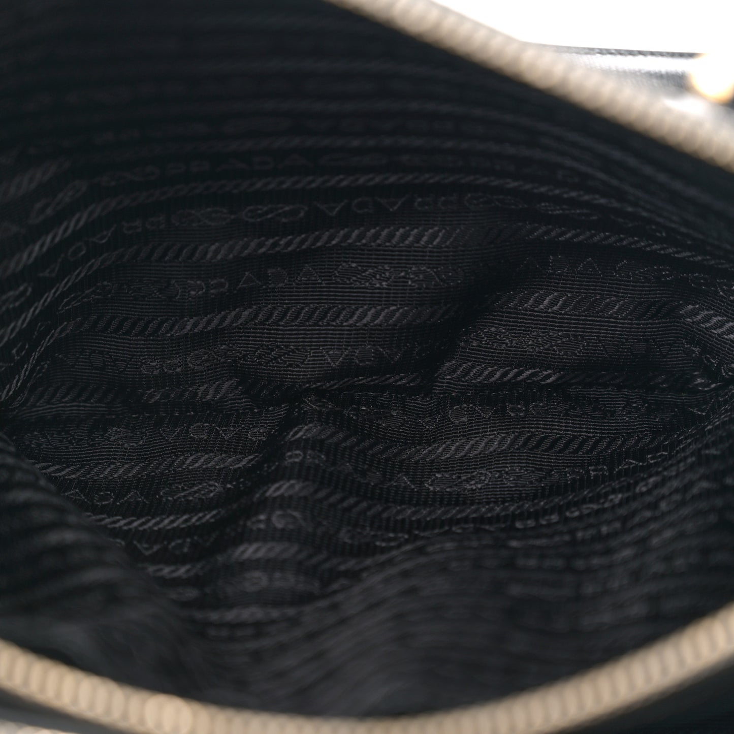 Saffiano Small Galleria Double Zip Tote Black