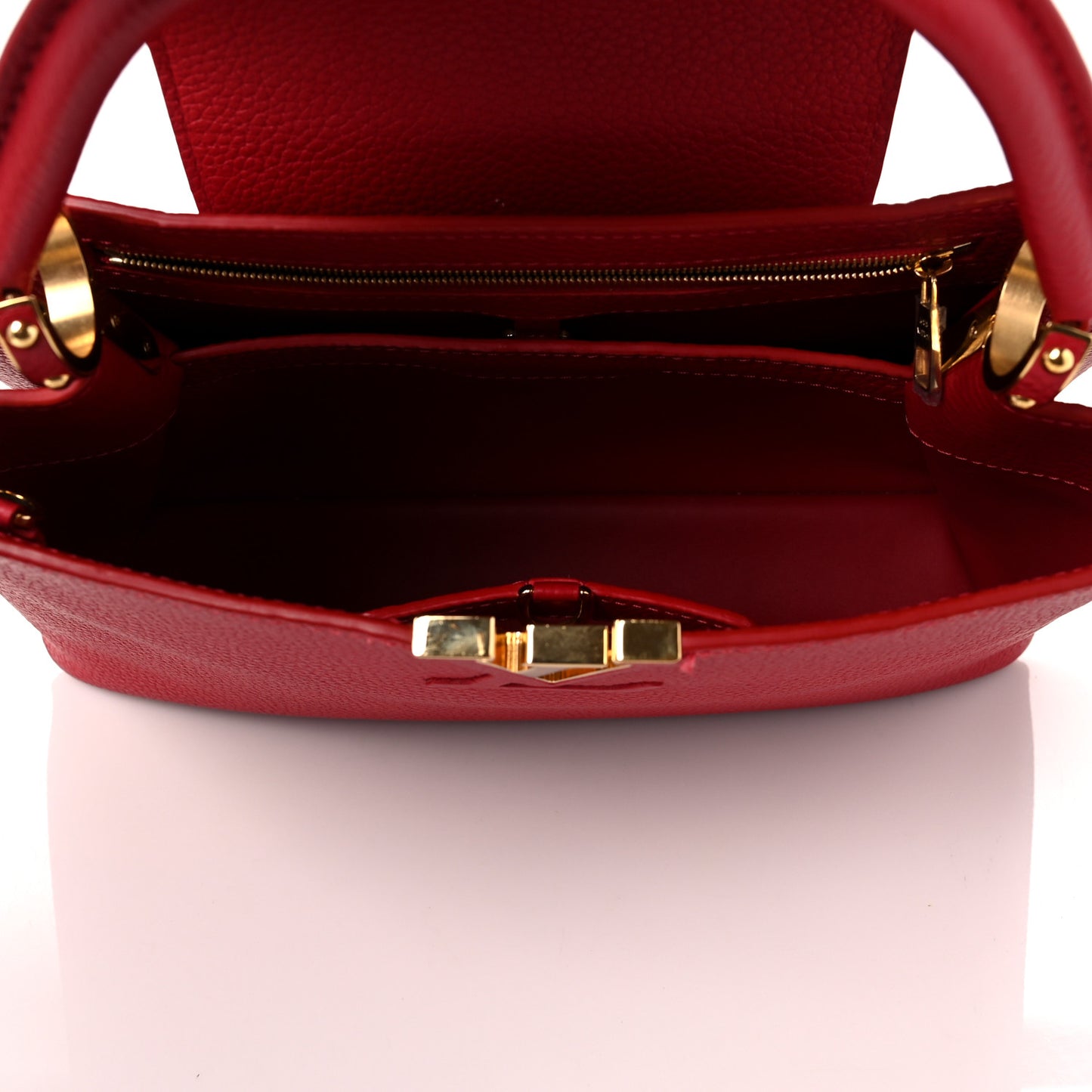 Taurillon Capucines PM Scarlet