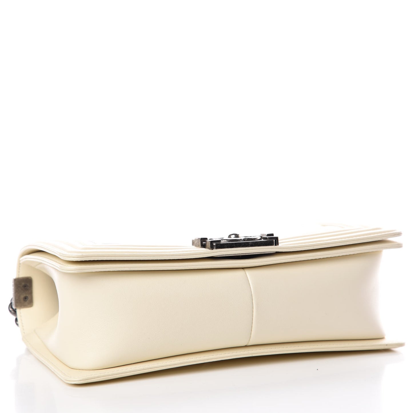 Calfskin Chevron Quilted Medium Boy Flap Ivory