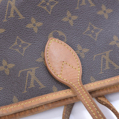 Louis Vuitton Monogram Neverfull MM 9 of 15