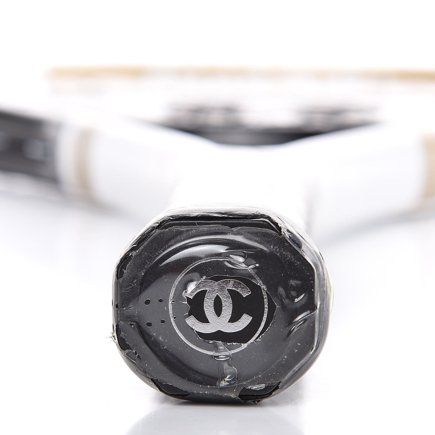 Tennis Racquet and Nylon Quilted Cover White