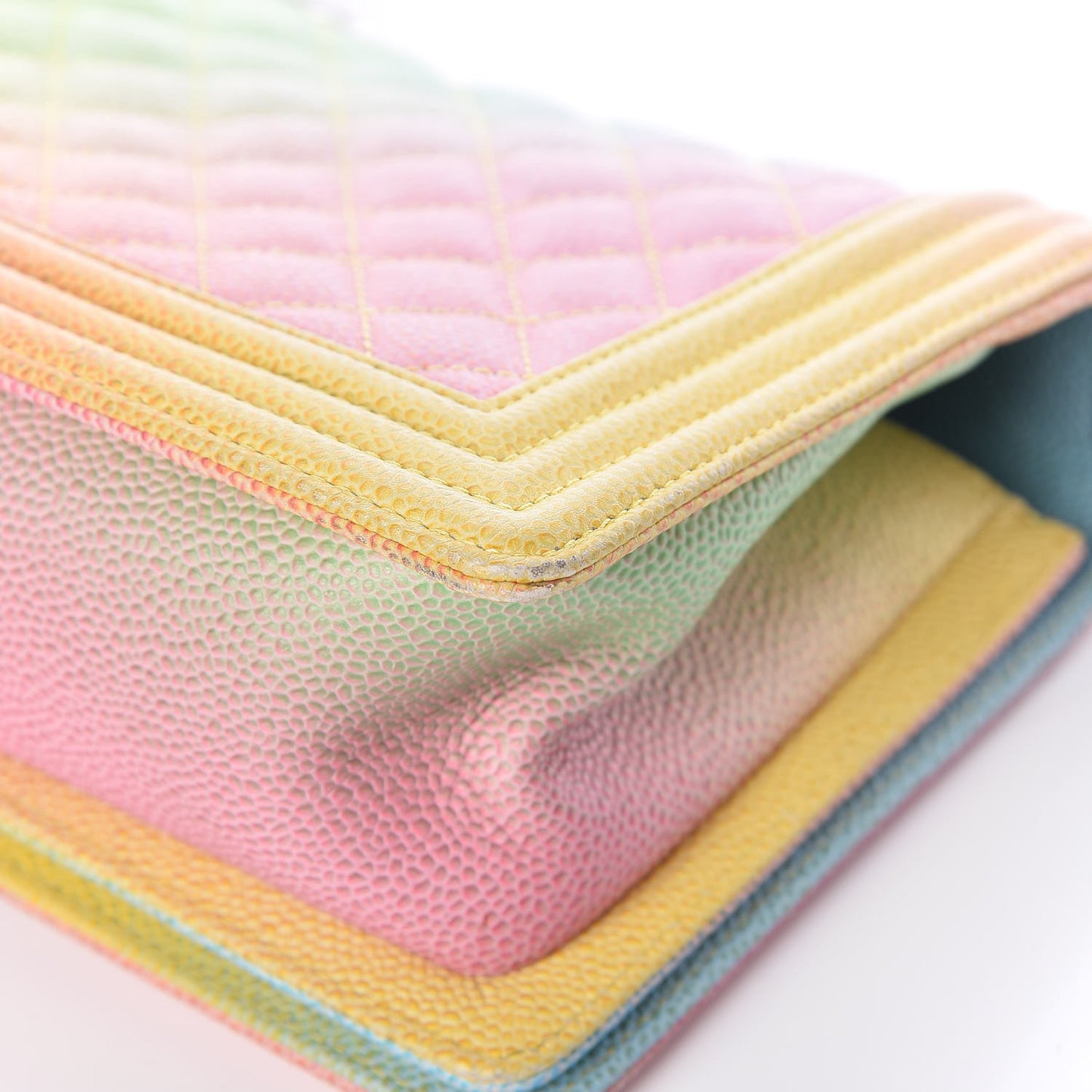 Caviar Quilted Medium Cuba Rainbow Boy Flap Multicolor