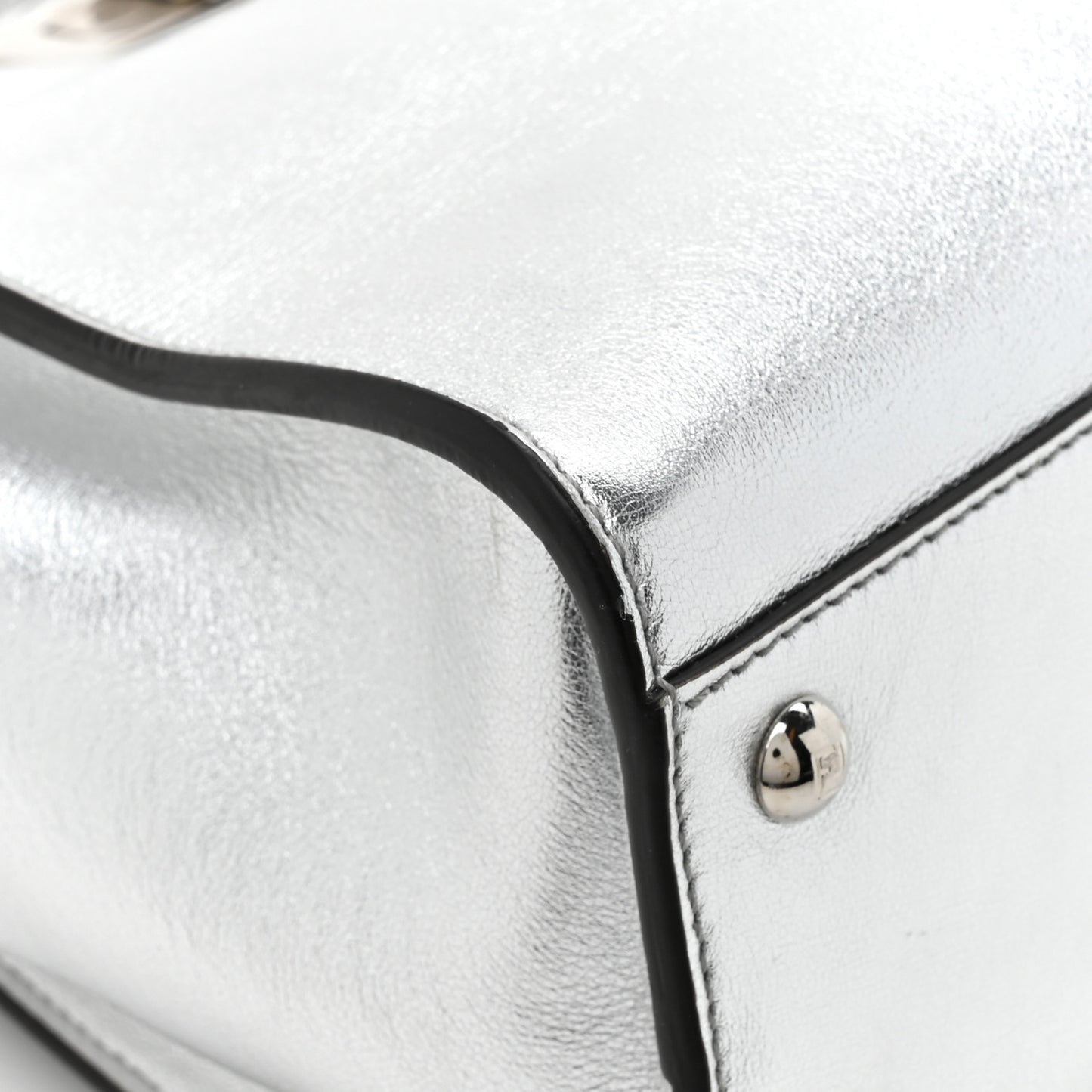 Vitello Catalan Mirror Medium Peekaboo Iconic Satchel Argento