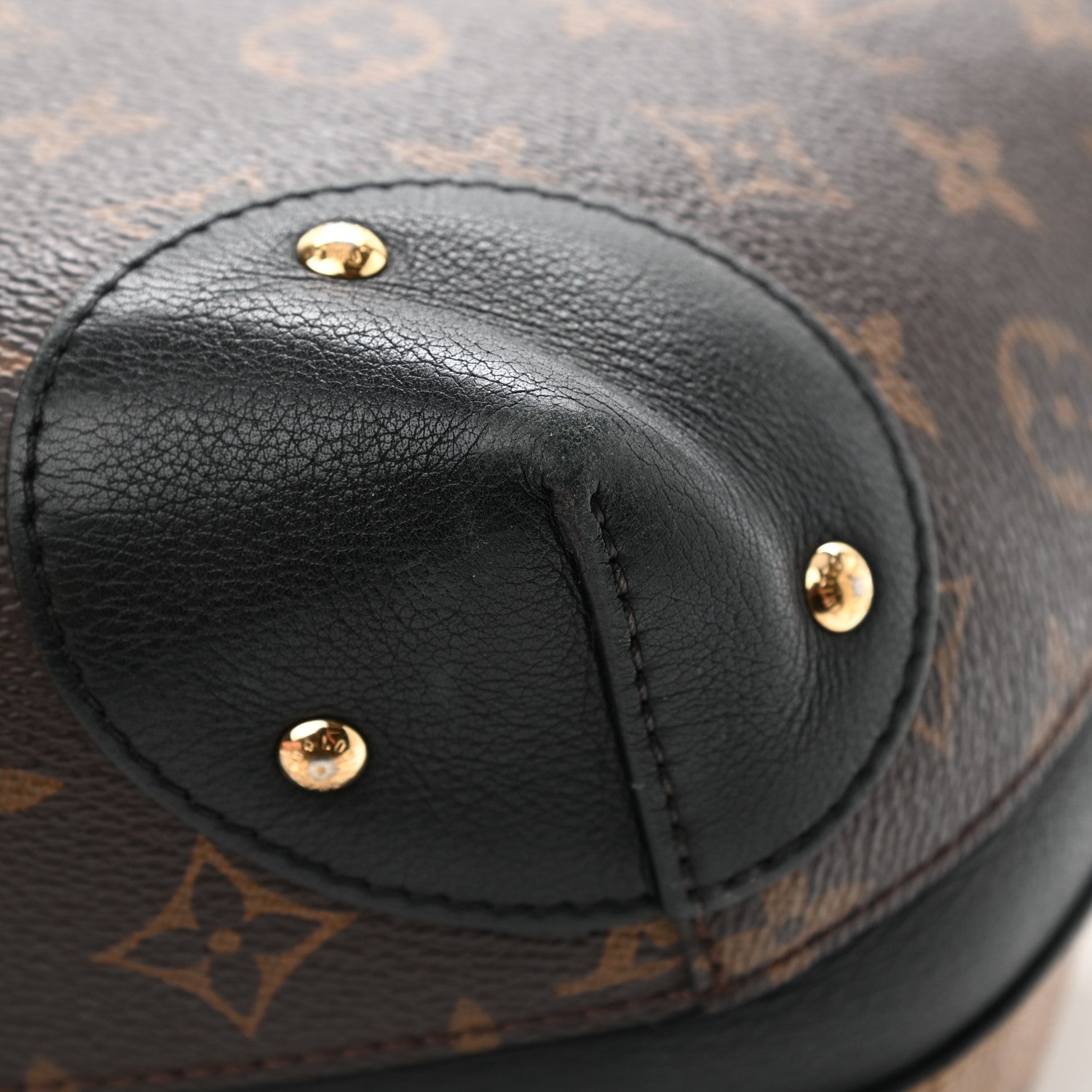 Louis Vuitton Reverse Monogram Triangle Softy 11 of 17