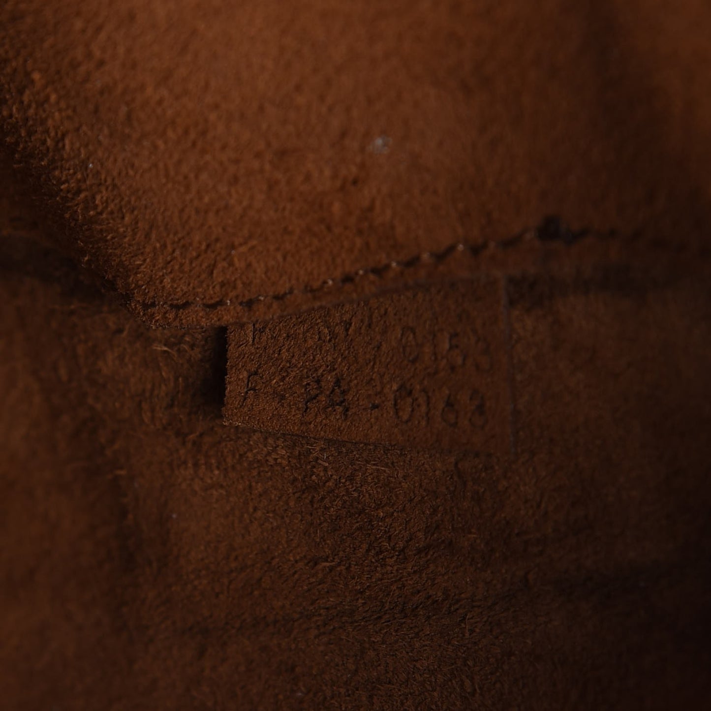 Smooth Calfskin Medium Edge Shoulder Bag Camel
