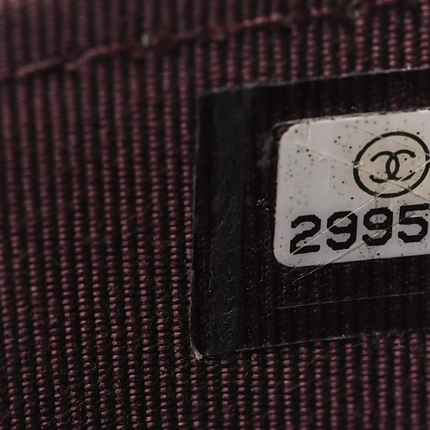 Caviar Quilted Small Vertical Coco Beauty Vanity Case With Chain Black