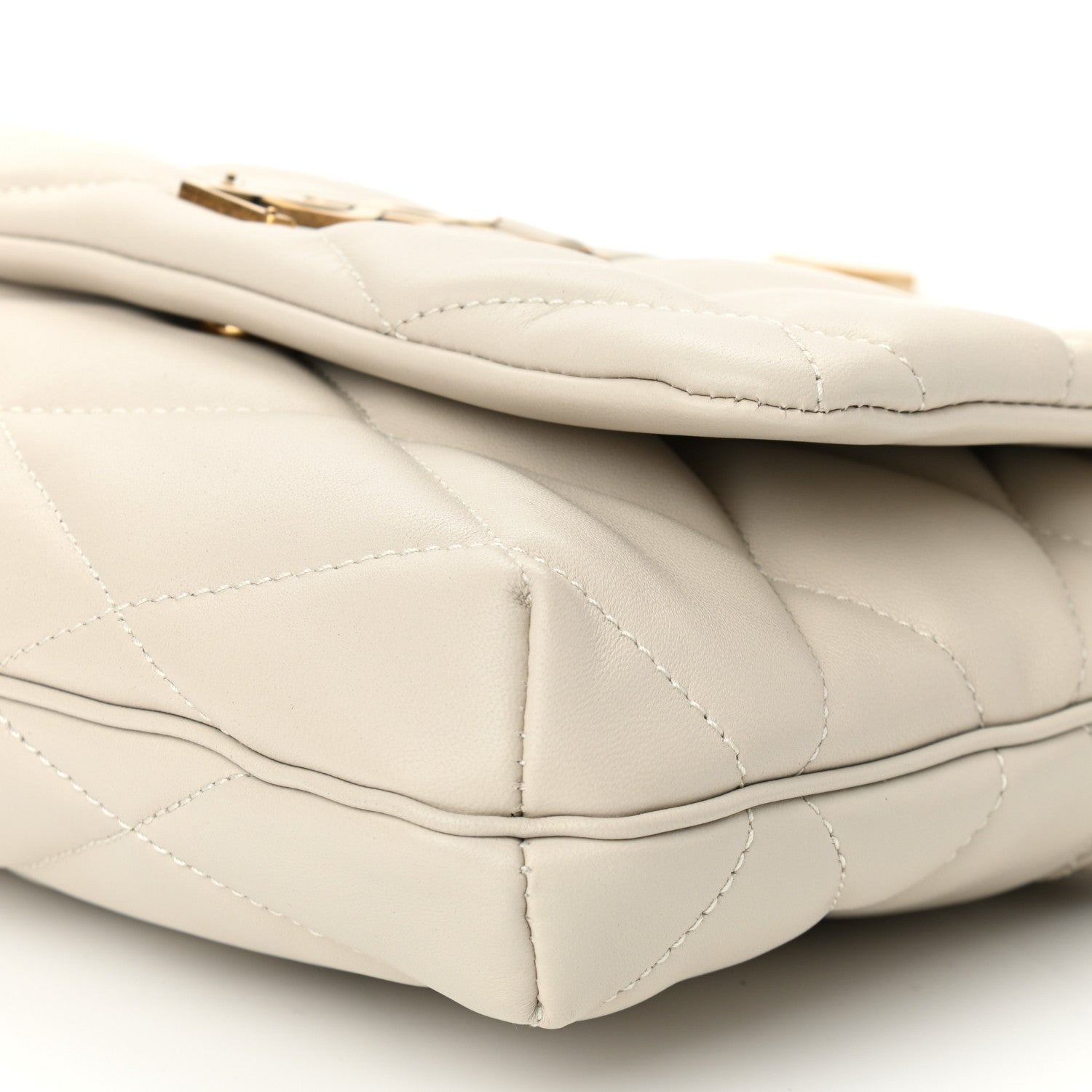 Saint Laurent Lambskin Quilted Le 57 Diamond Shoulder Bag Crema Soft 10 of 10