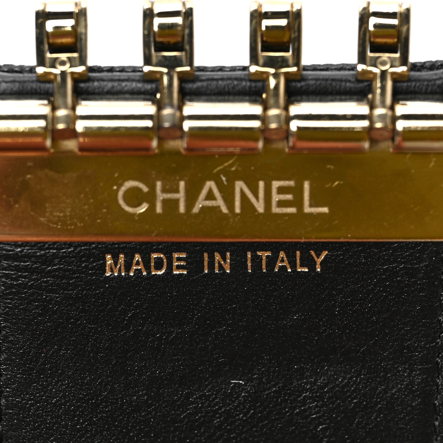 Caviar Embossed Camellia 4 Key Holder Case Black