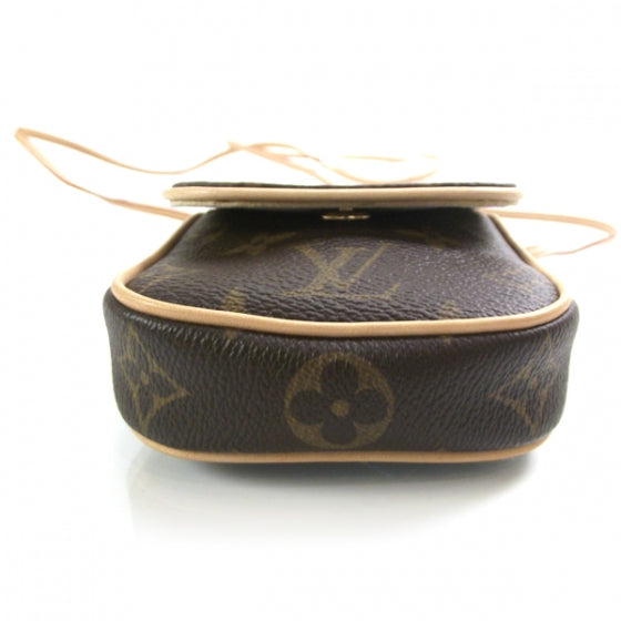 Louis Vuitton Monogram Pochette Cancun 5 of 9