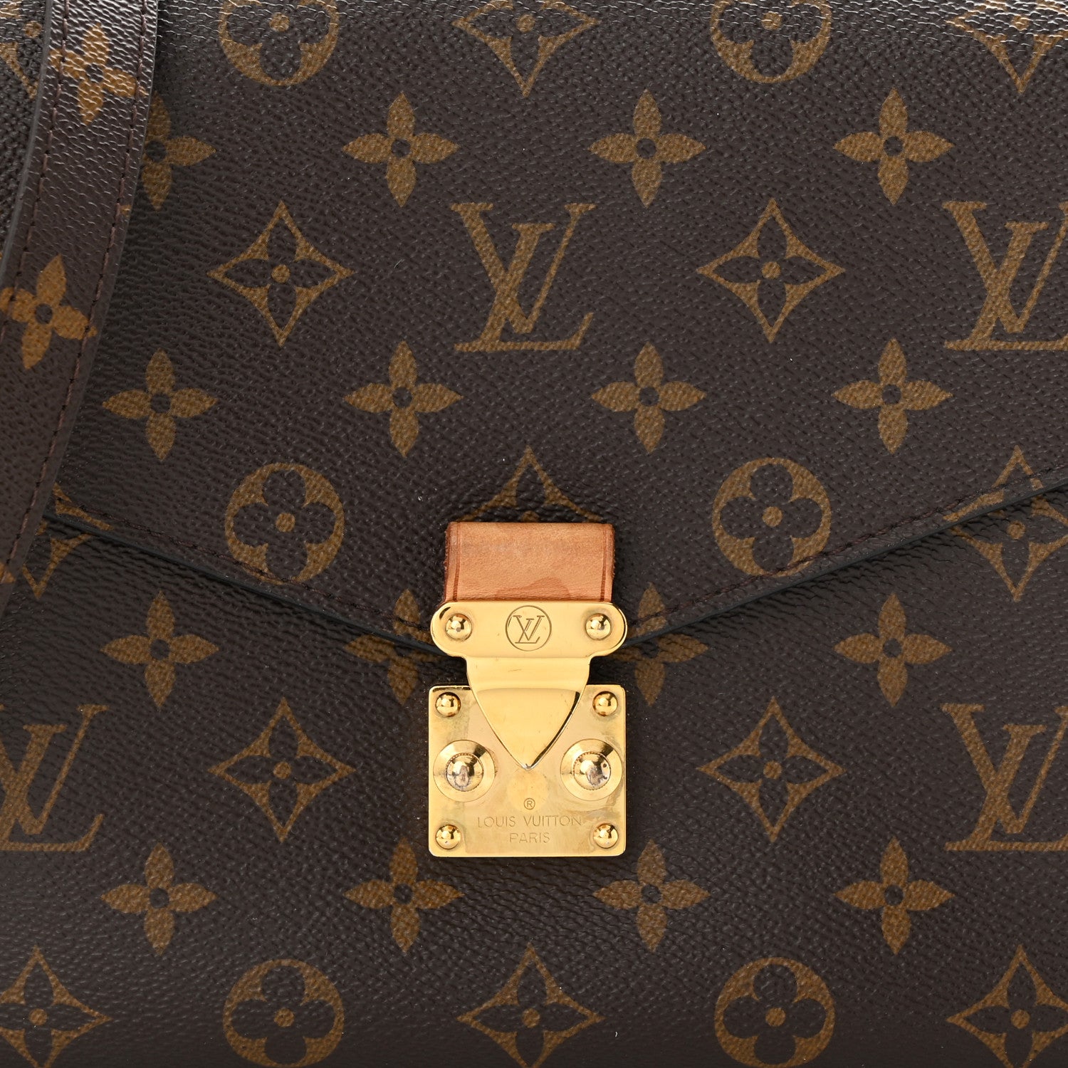 Louis Vuitton Monogram Pochette Metis 8 of 12