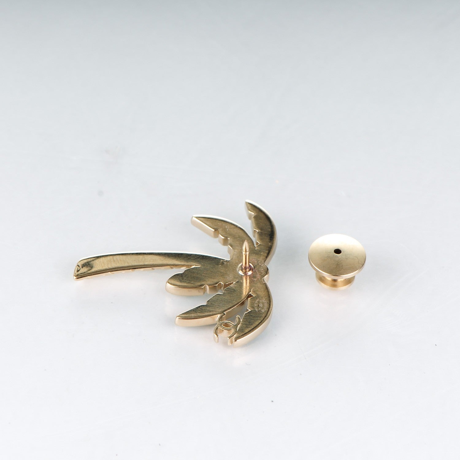 Chanel Enamel Pearl Palm Tree Brooch Green Gold 3 of 4