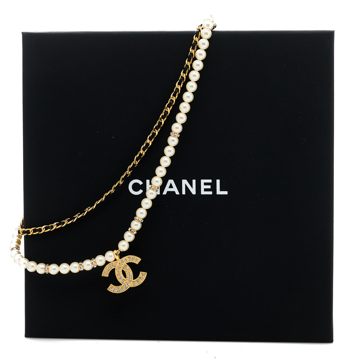 Lambskin Pearl Crystal CC Short Necklace Gold