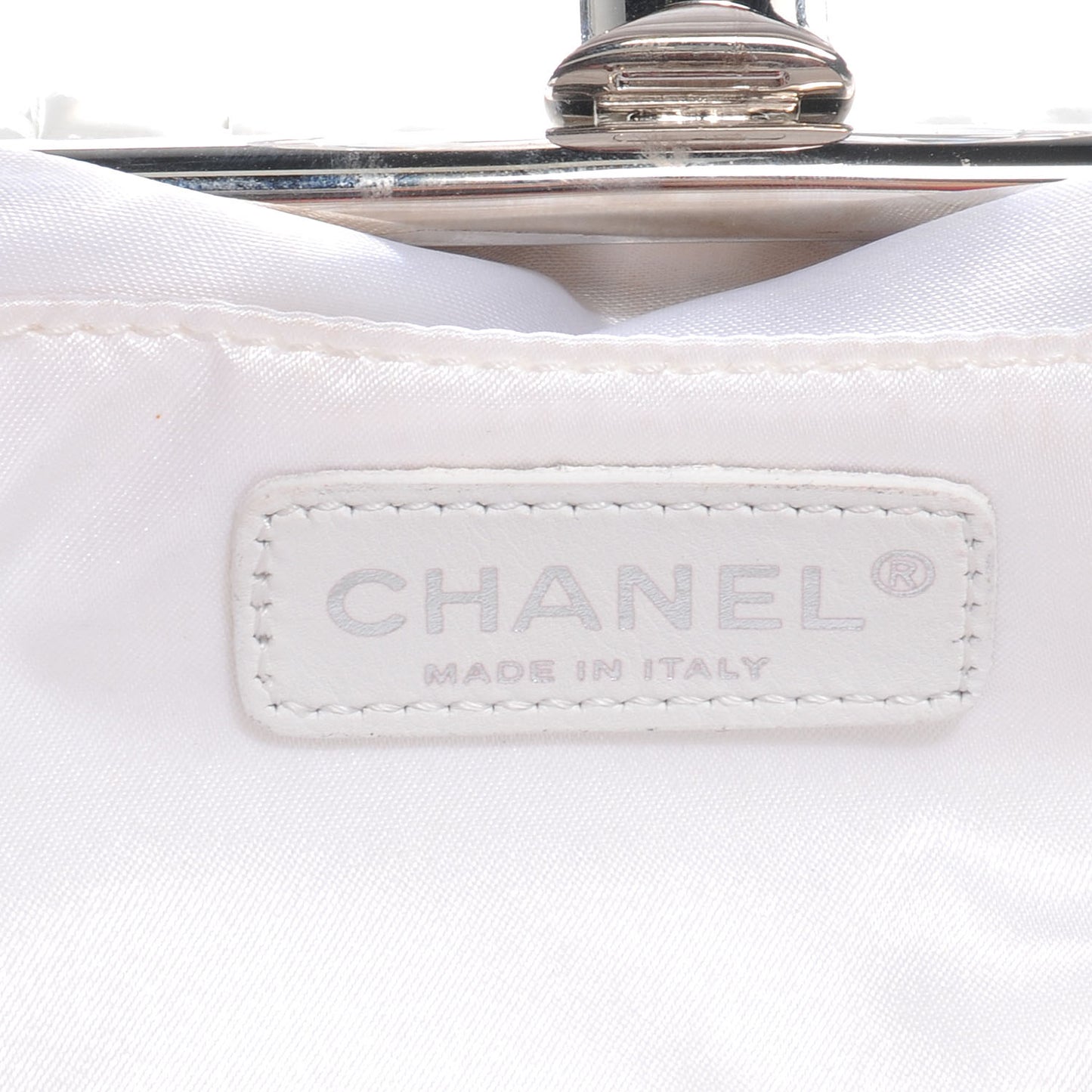 Vinyl Diamond Kiss Lock Clutch Ivory