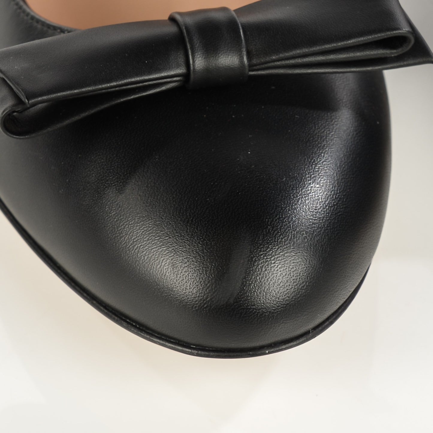 Calfskin Bow Pumps 37 Black