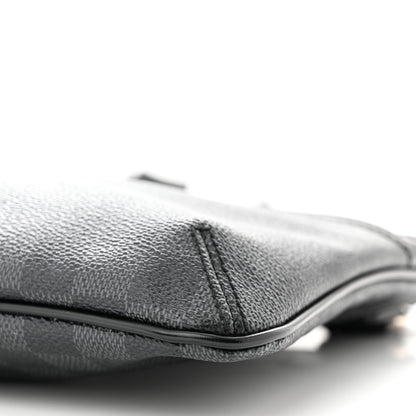 Louis Vuitton Damier Graphite Thomas 10 of 10