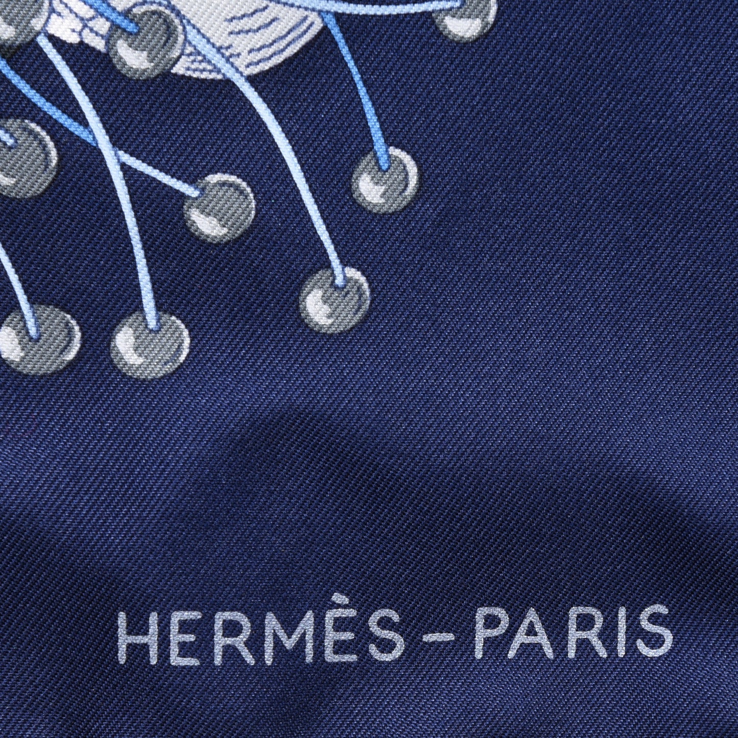 Silk Bracelets de Lumiere Scarf 90