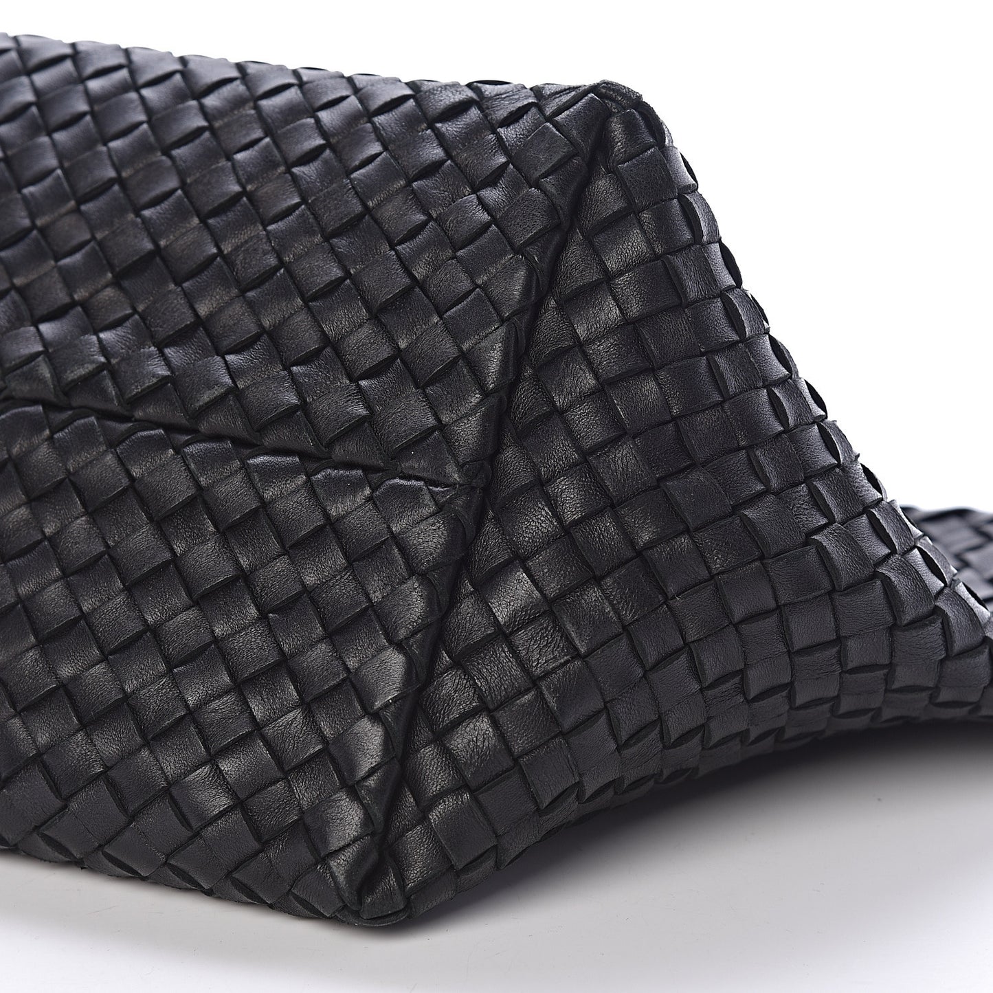 Nappa Intrecciato Medium Cabat Black