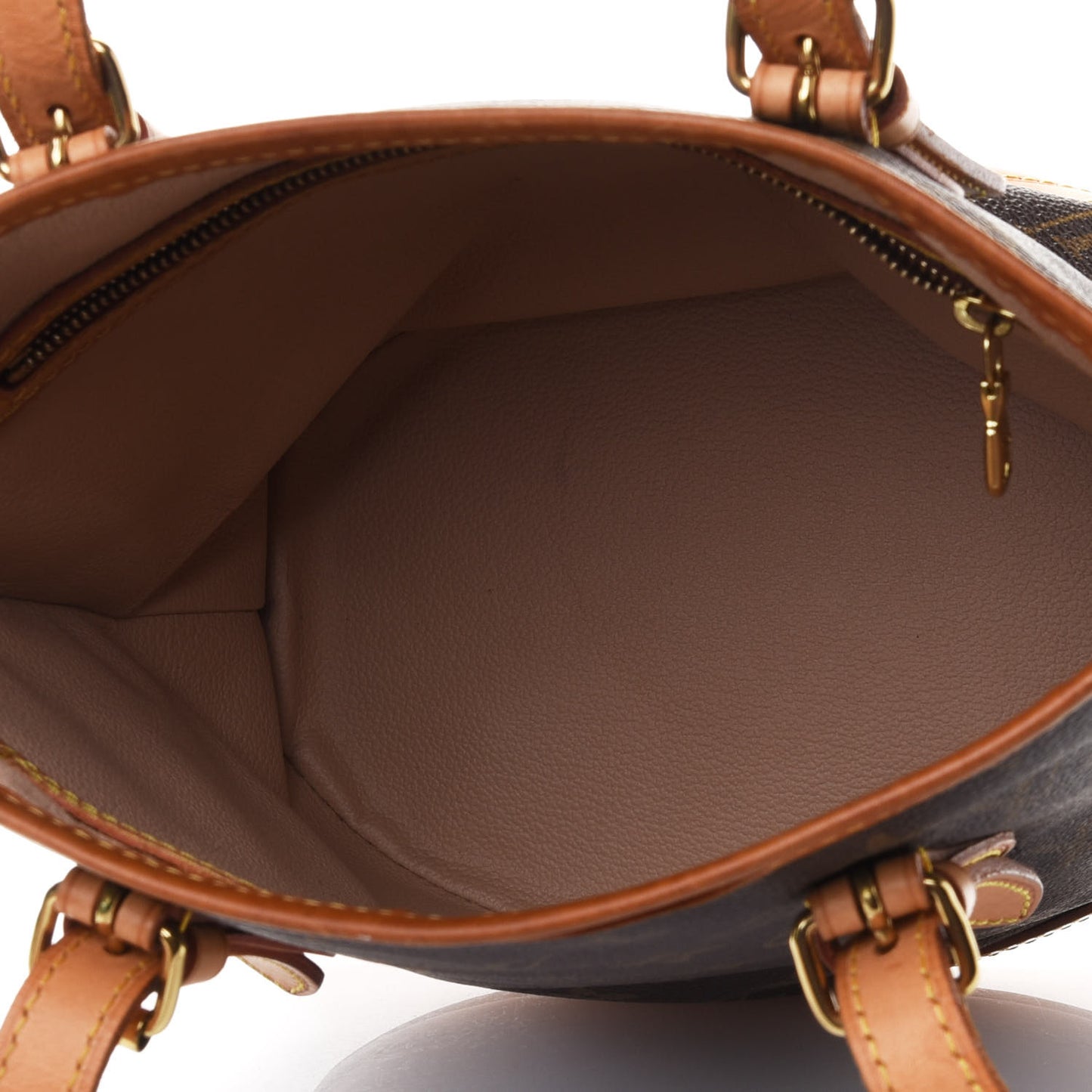 Monogram Petit Bucket 23