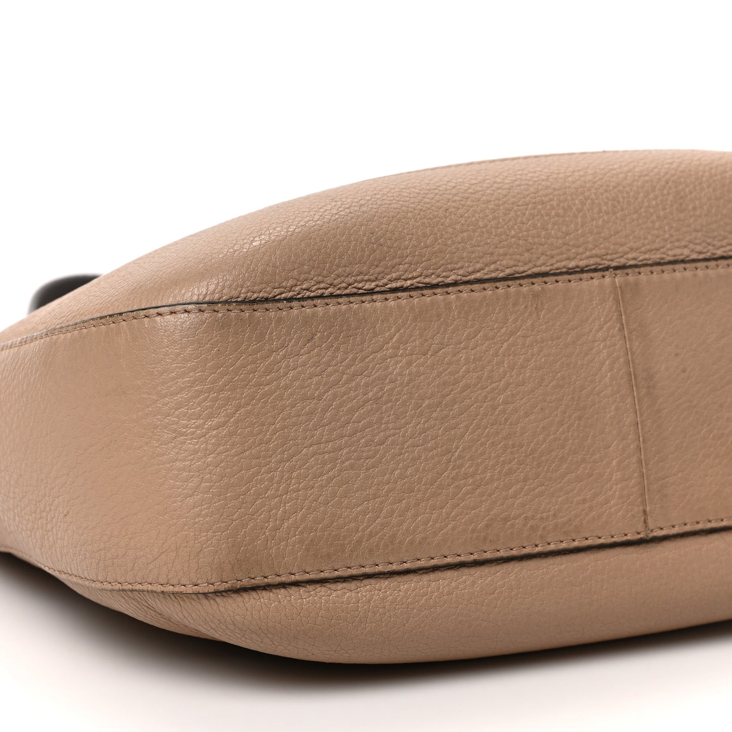 Vitello Phenix Zippered Messenger Hobo Cammeo